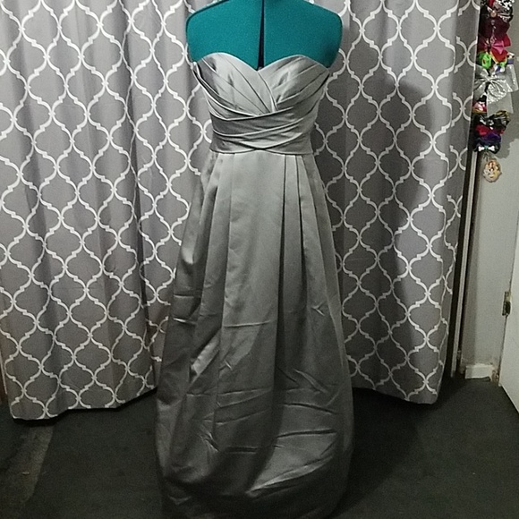David's Bridal Dresses & Skirts - SALE! David's Bridal satin prom/ formal dress